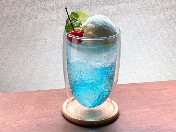 カラフルクリームソーダ